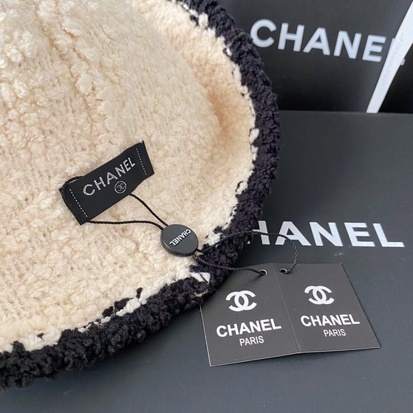 ?✨AUTHENTIC✨?CHANEL hat